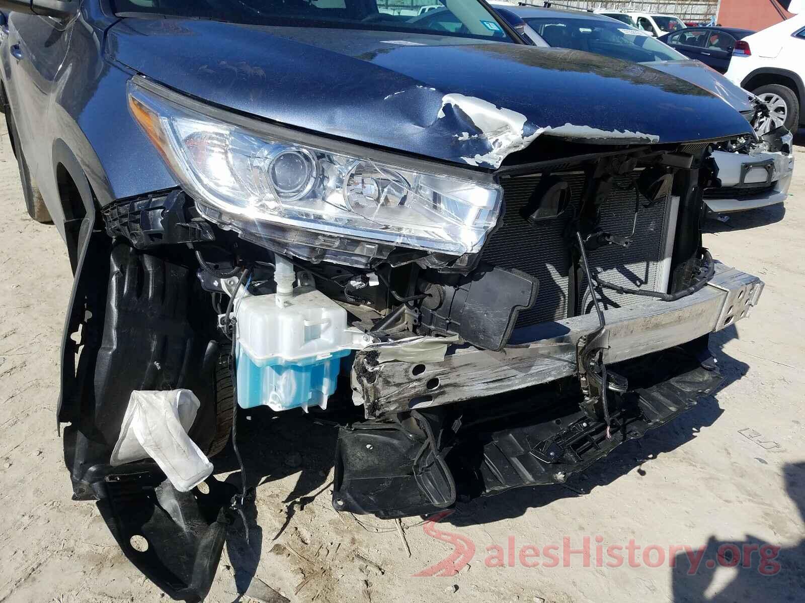 5TDJZRFH0JS830942 2018 TOYOTA HIGHLANDER