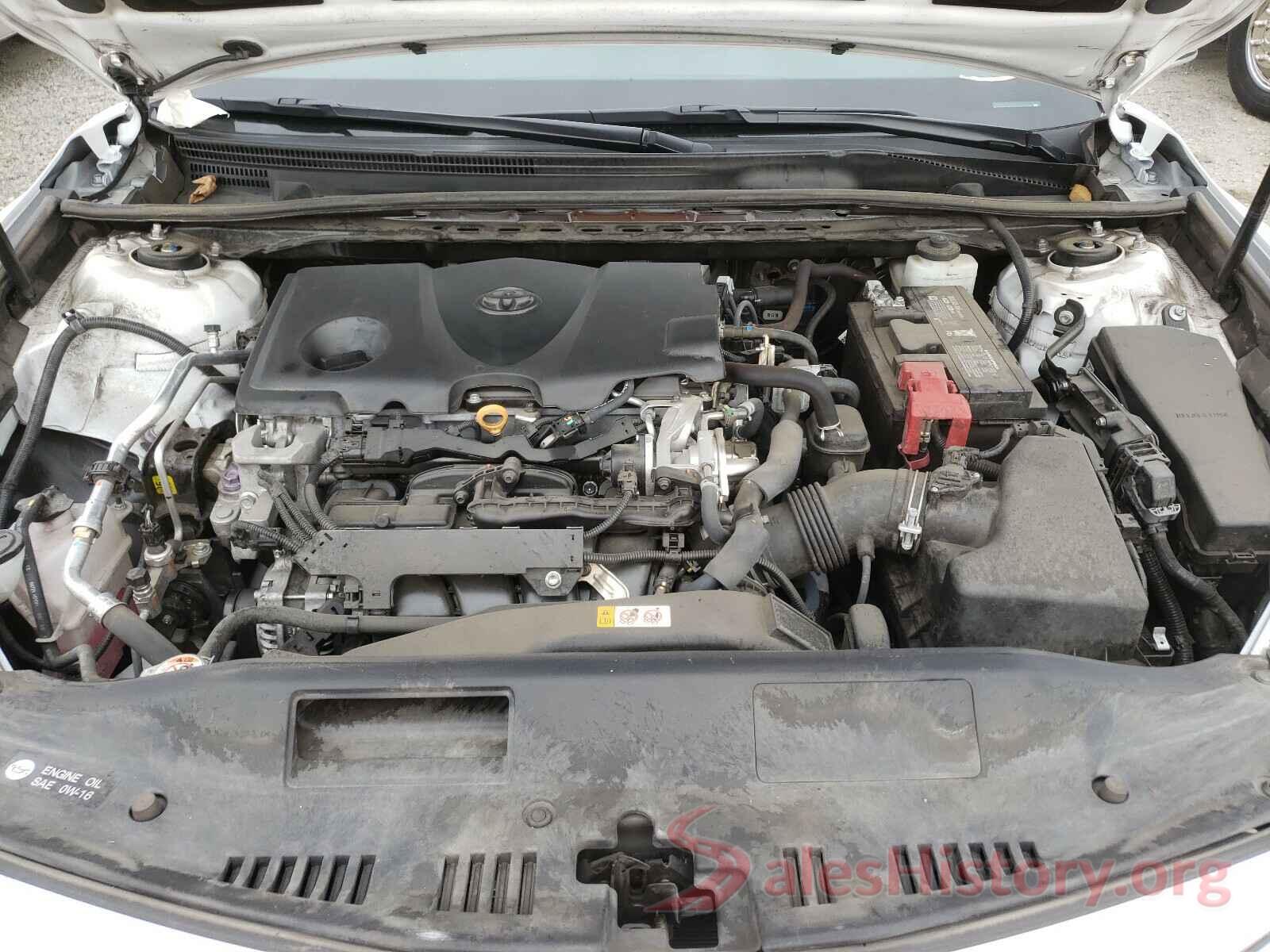 4T1B11HK0JU143327 2018 TOYOTA CAMRY