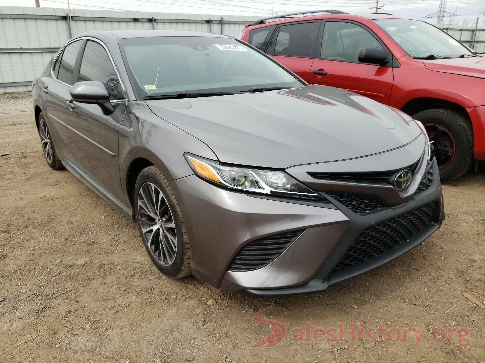 4T1B11HKXJU674230 2018 TOYOTA CAMRY