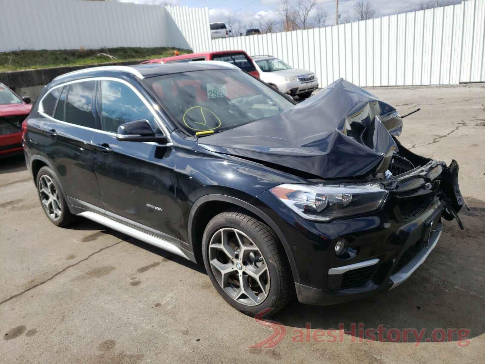 WBXHT3C31J5K29859 2018 BMW X1