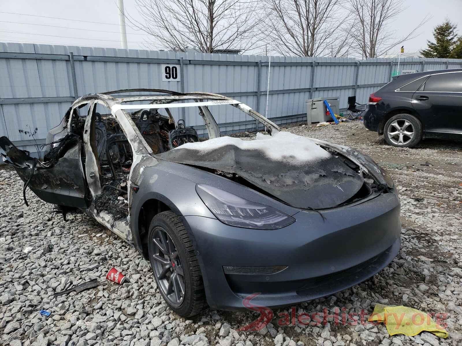 5YJ3E1EA0JF028728 2018 TESLA MODEL 3