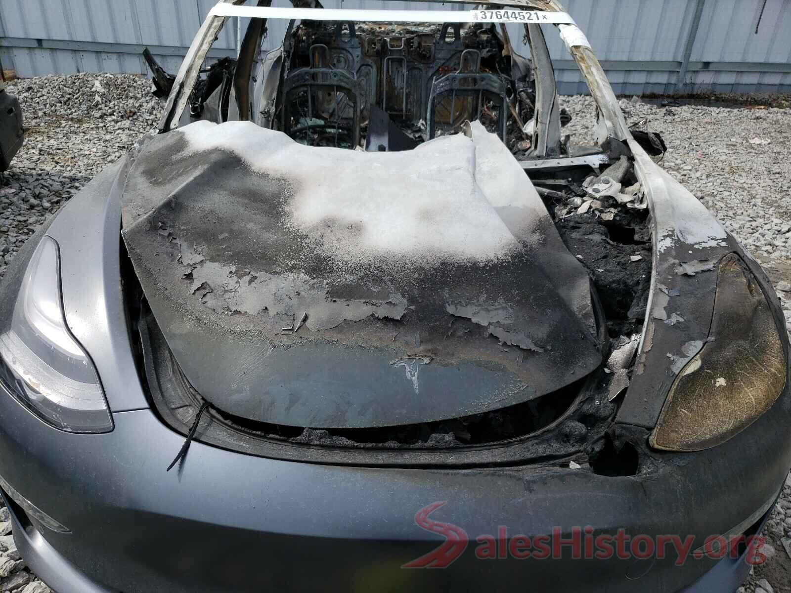 5YJ3E1EA0JF028728 2018 TESLA MODEL 3