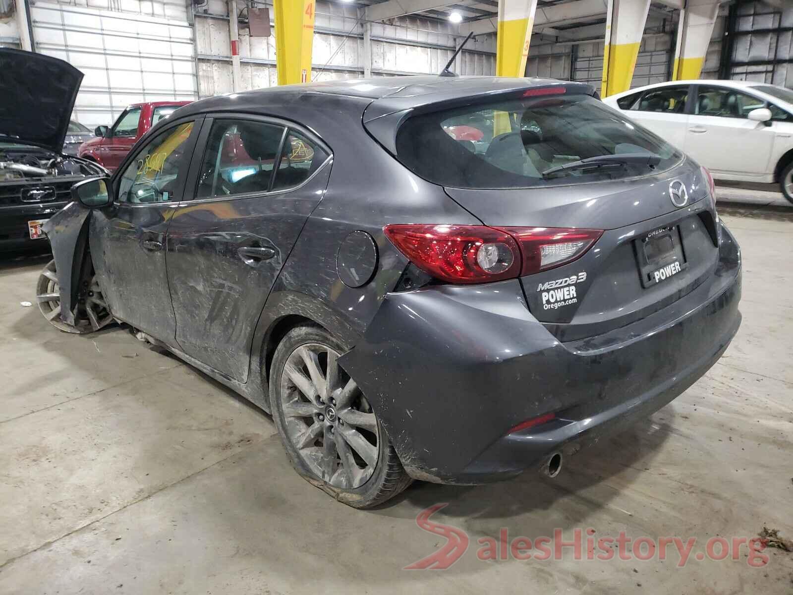 3MZBN1L30JM269732 2018 MAZDA 3