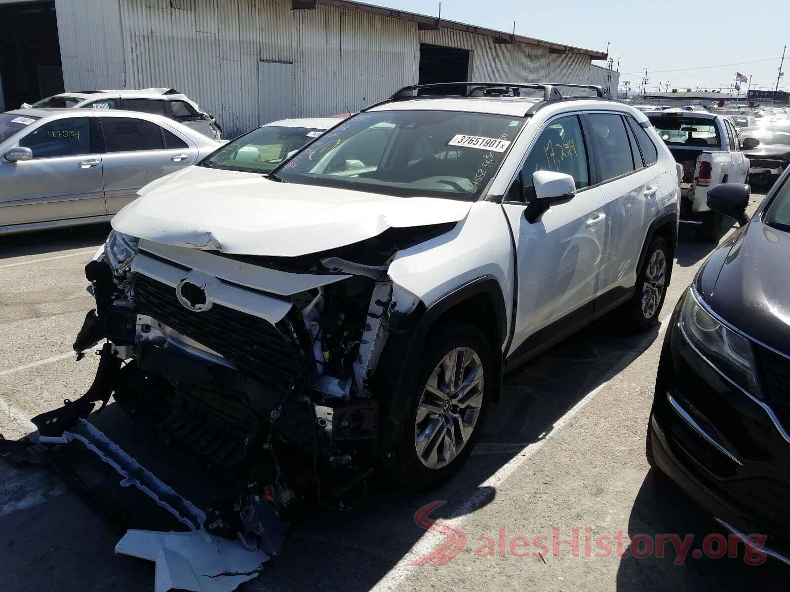 JTMC1RFV3KD514941 2019 TOYOTA RAV4