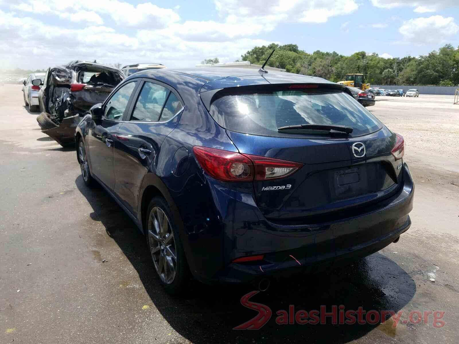 3MZBN1L33JM240208 2018 MAZDA 3