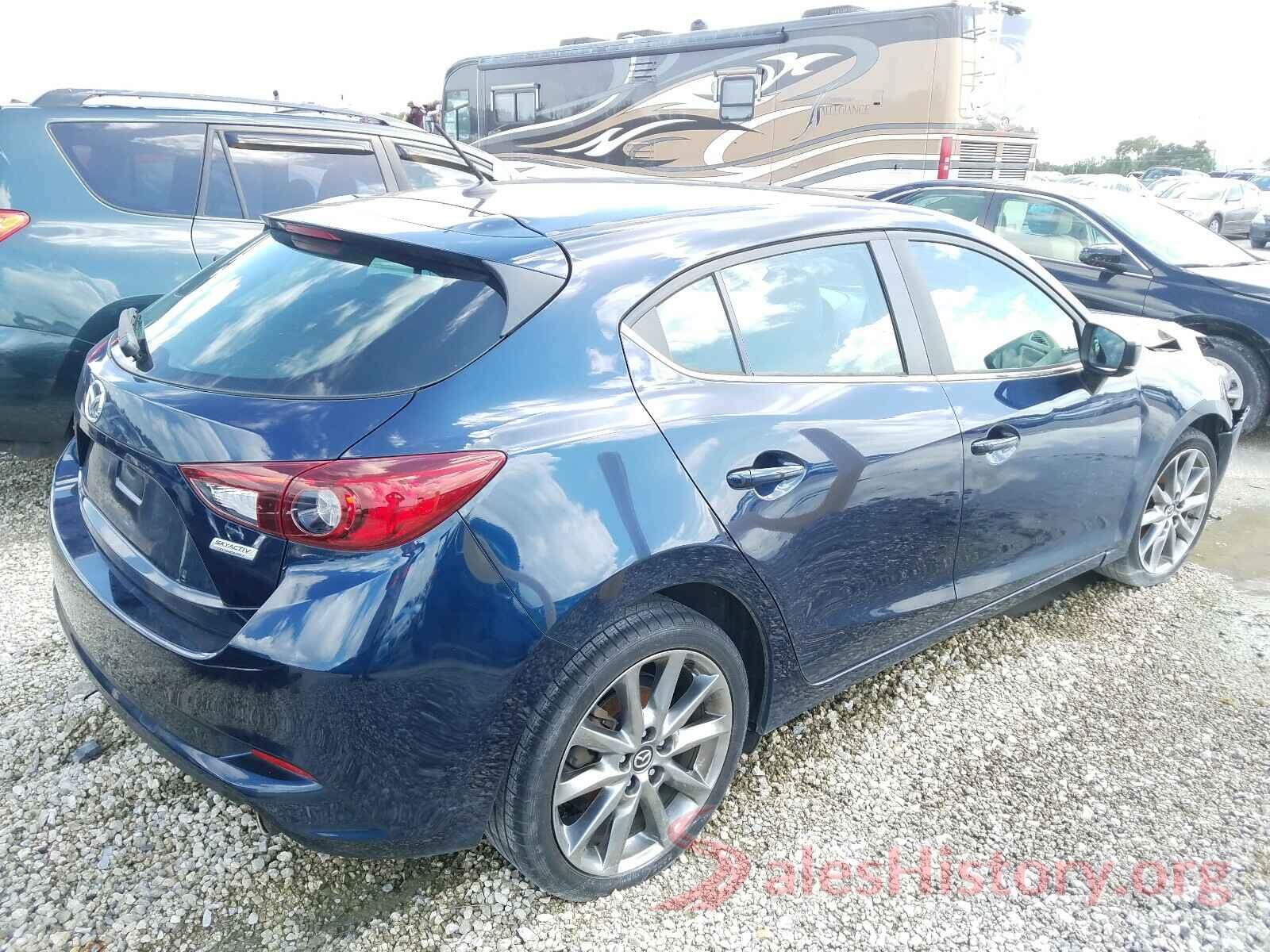 3MZBN1L33JM240208 2018 MAZDA 3