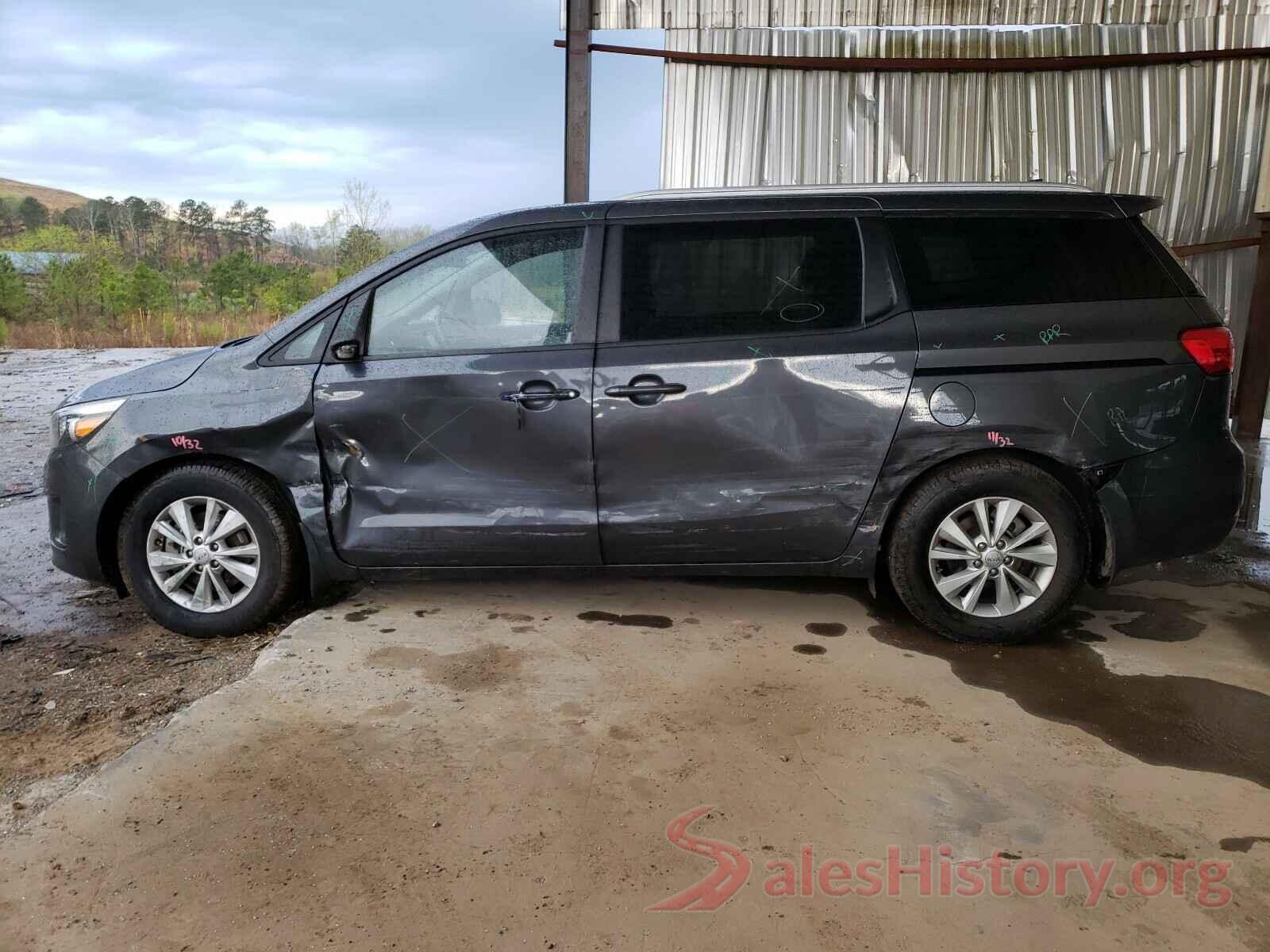 KNDMB5C13G6215652 2016 KIA SEDONA