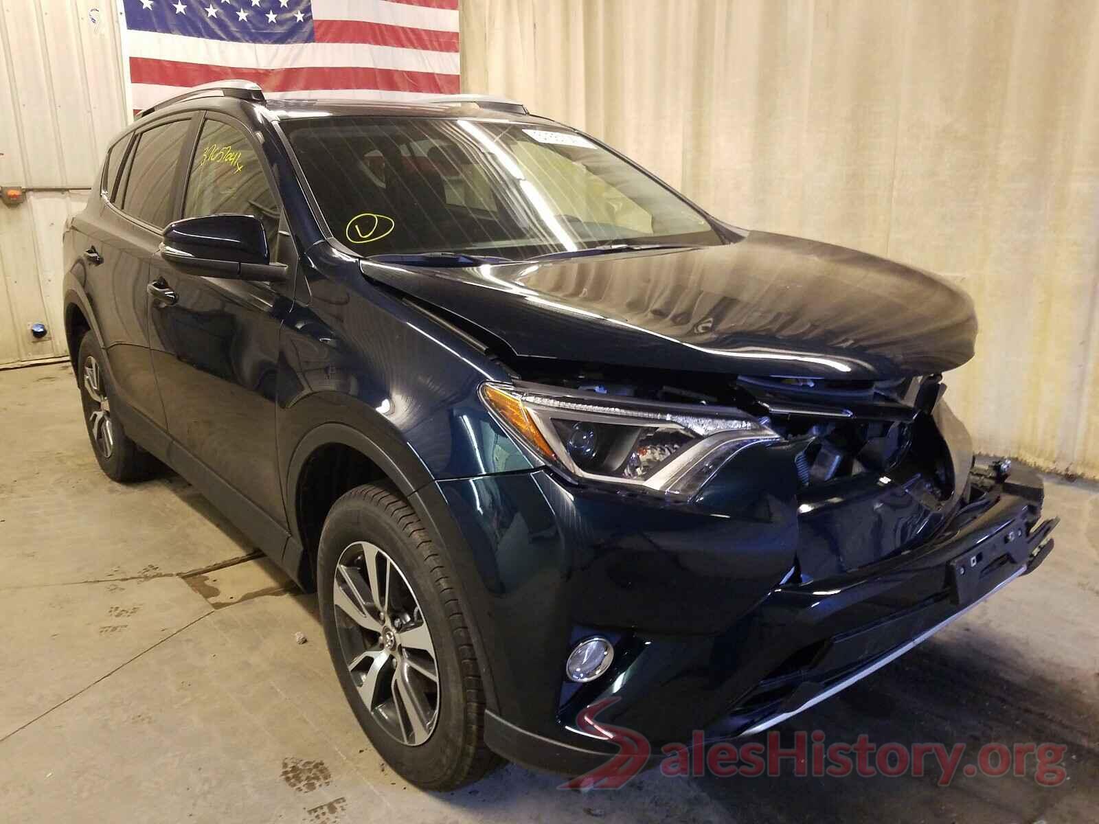 JTMRFREV2HJ118006 2017 TOYOTA RAV4