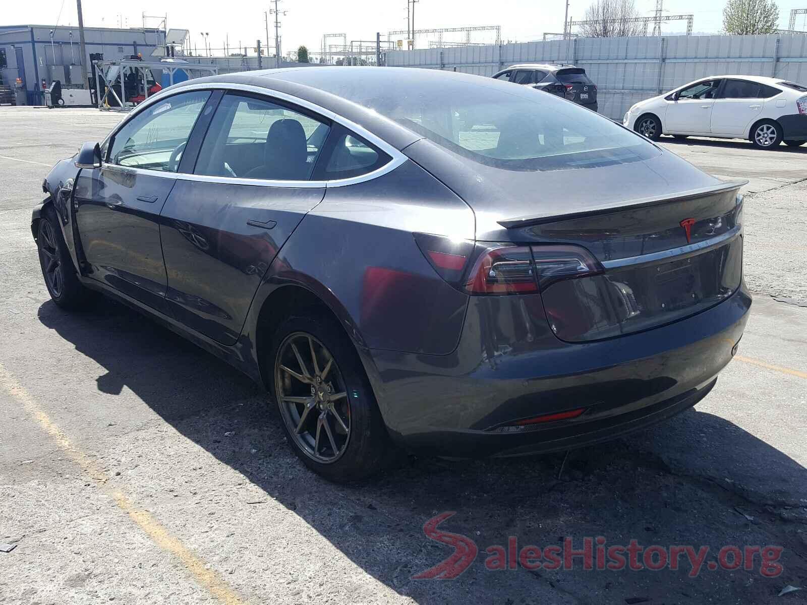 5YJ3E1EA7JF049639 2018 TESLA MODEL 3