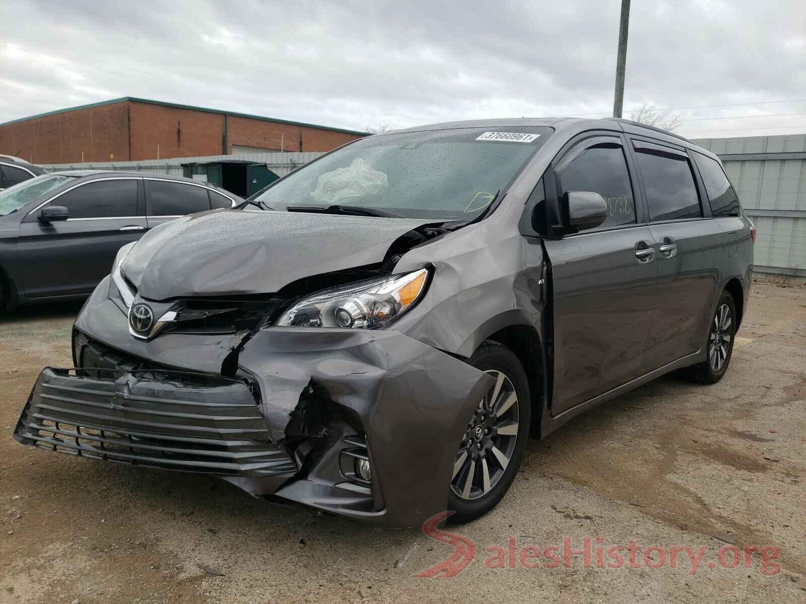 5TDDZ3DC6KS214942 2019 TOYOTA SIENNA