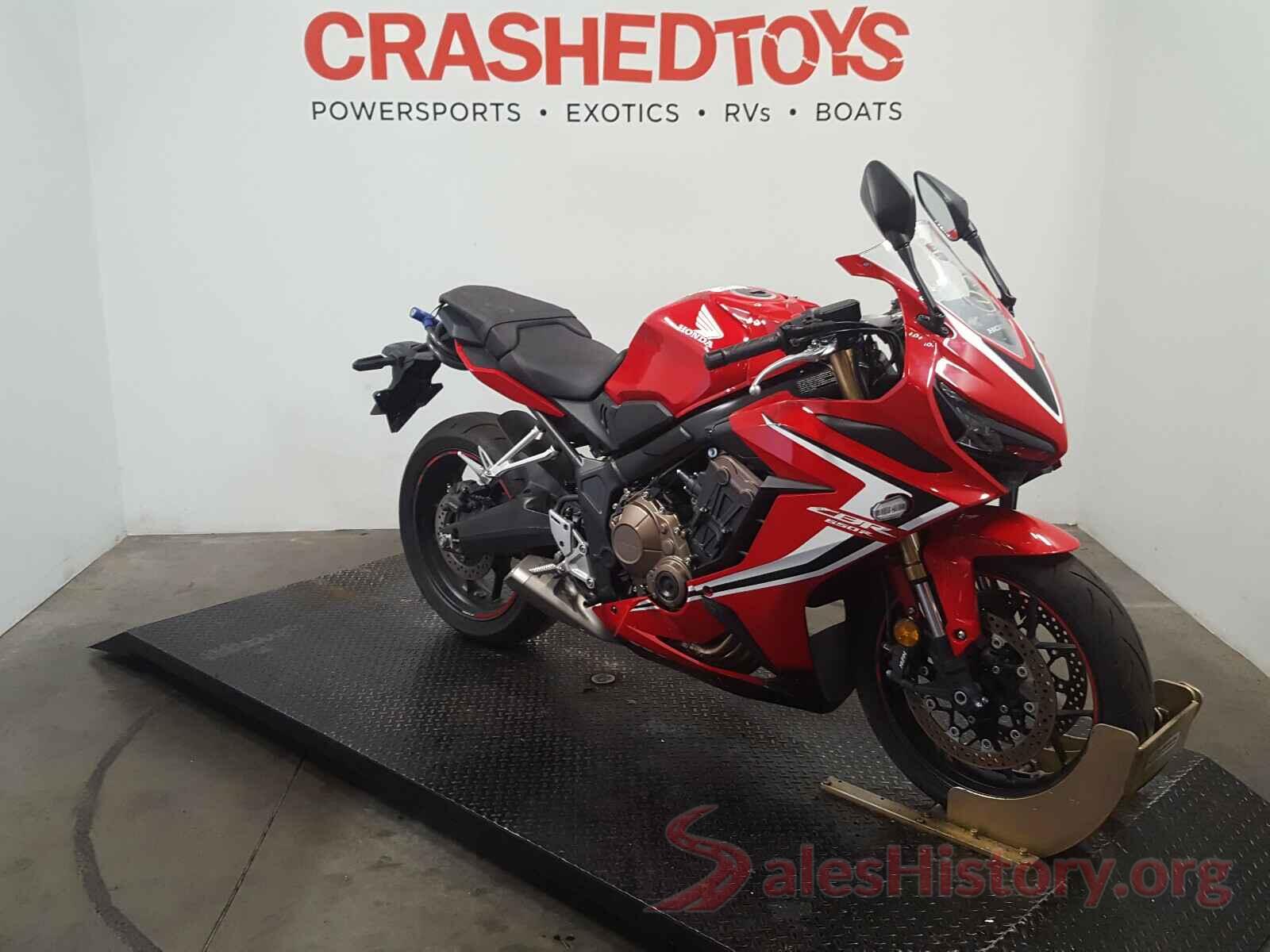 MLHRH0112K5000057 2019 HONDA CBR650 R