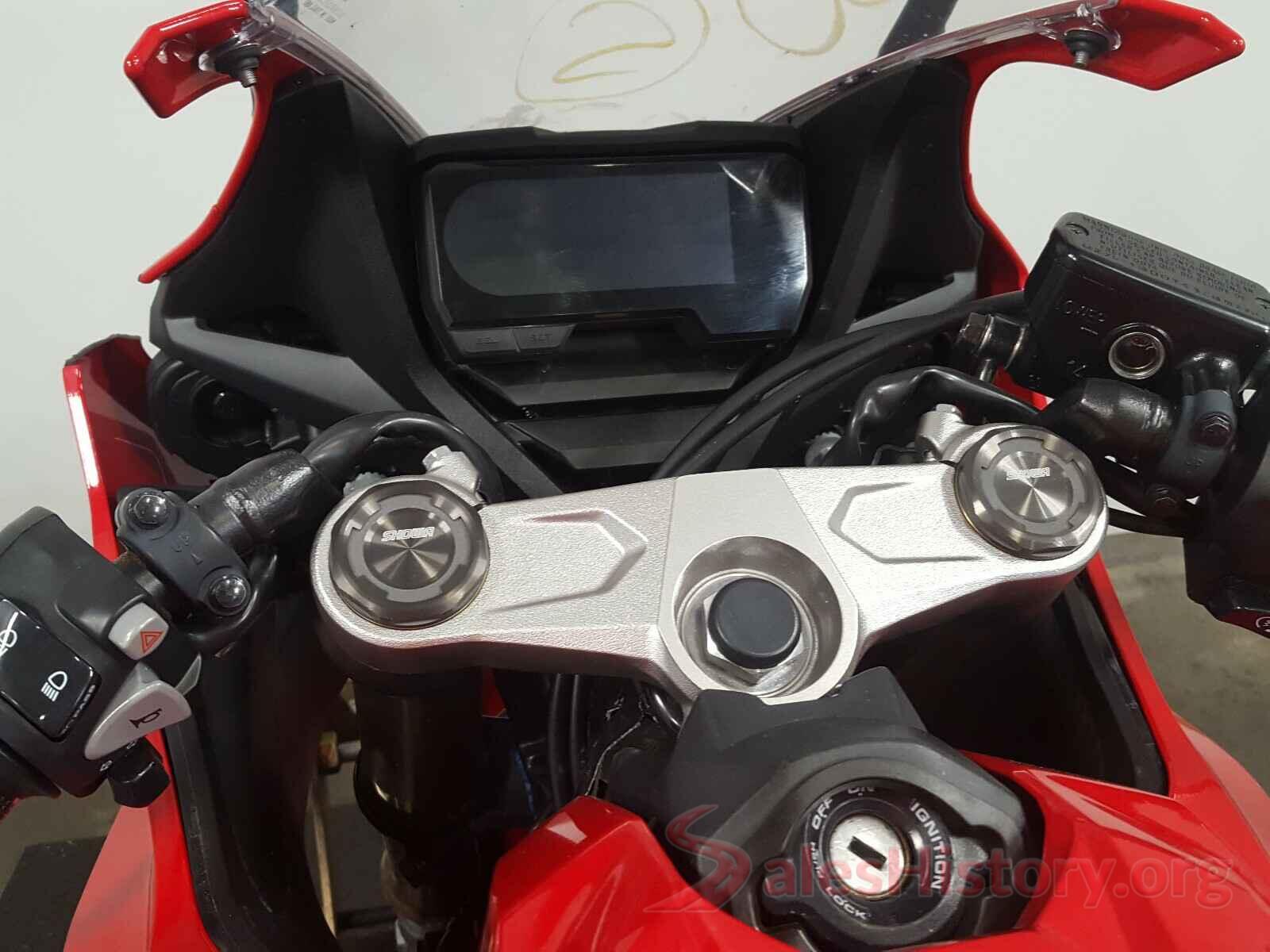 MLHRH0112K5000057 2019 HONDA CBR650 R