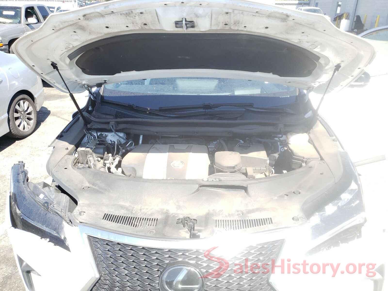 2T2BZMCA9KC202396 2019 LEXUS RX350