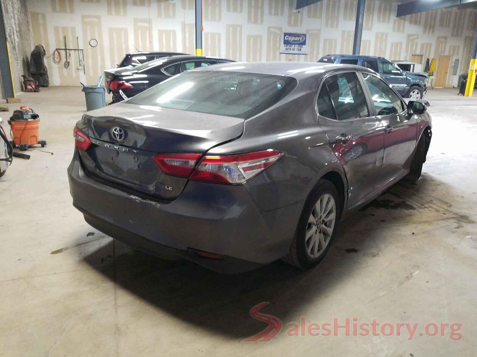 4T1B11HK3JU100732 2018 TOYOTA CAMRY