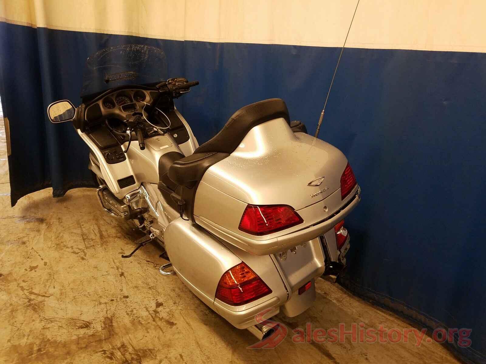 1HFSC47075A408435 2005 HONDA GL CYCLE