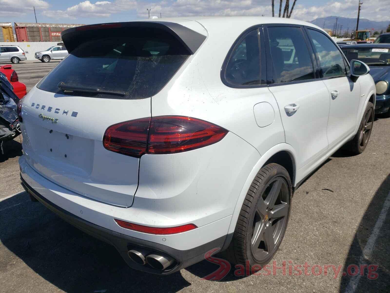 WP1AE2A20HLA74805 2017 PORSCHE CAYENNE