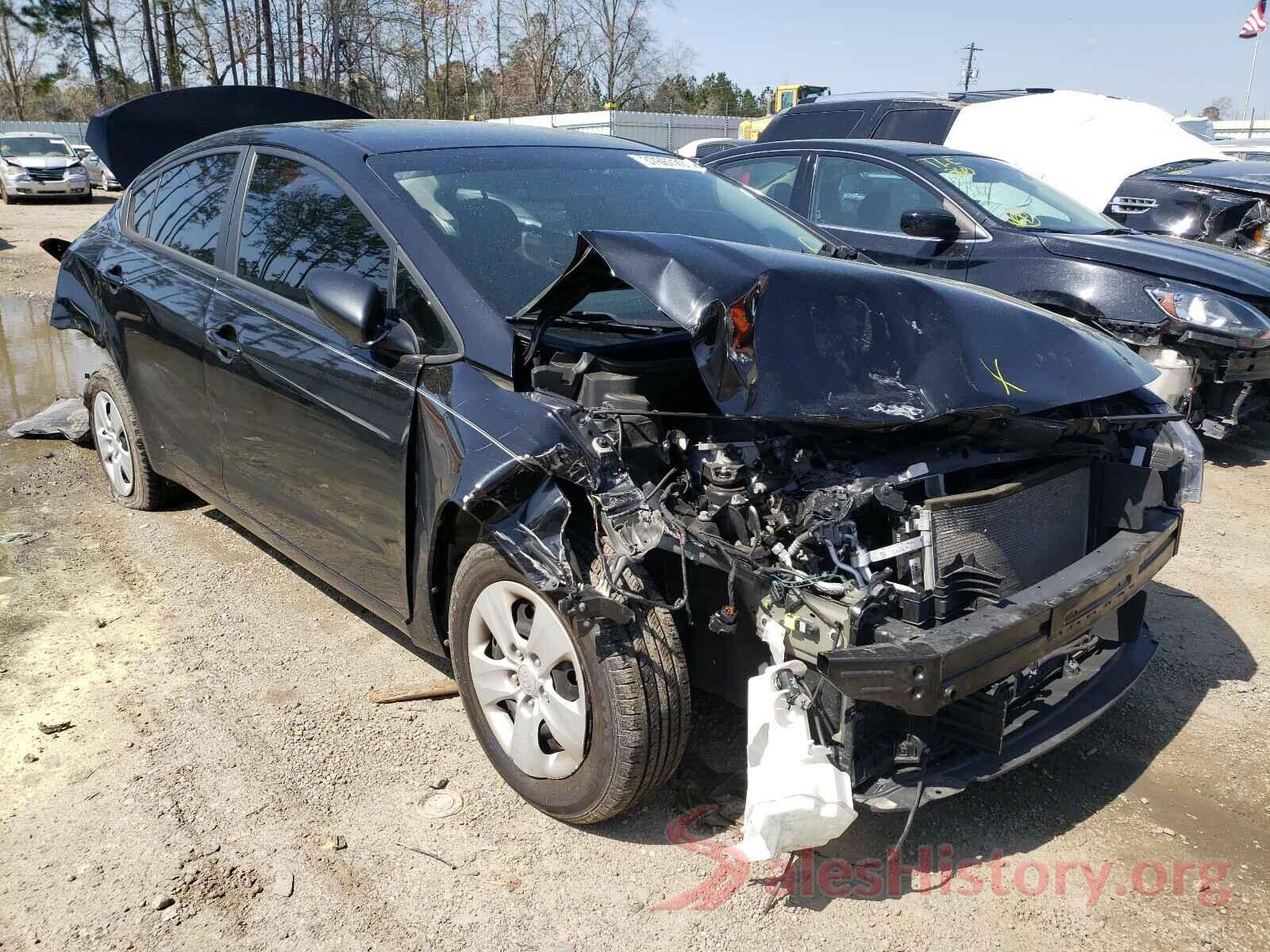 3KPFK4A70JE180905 2018 KIA FORTE