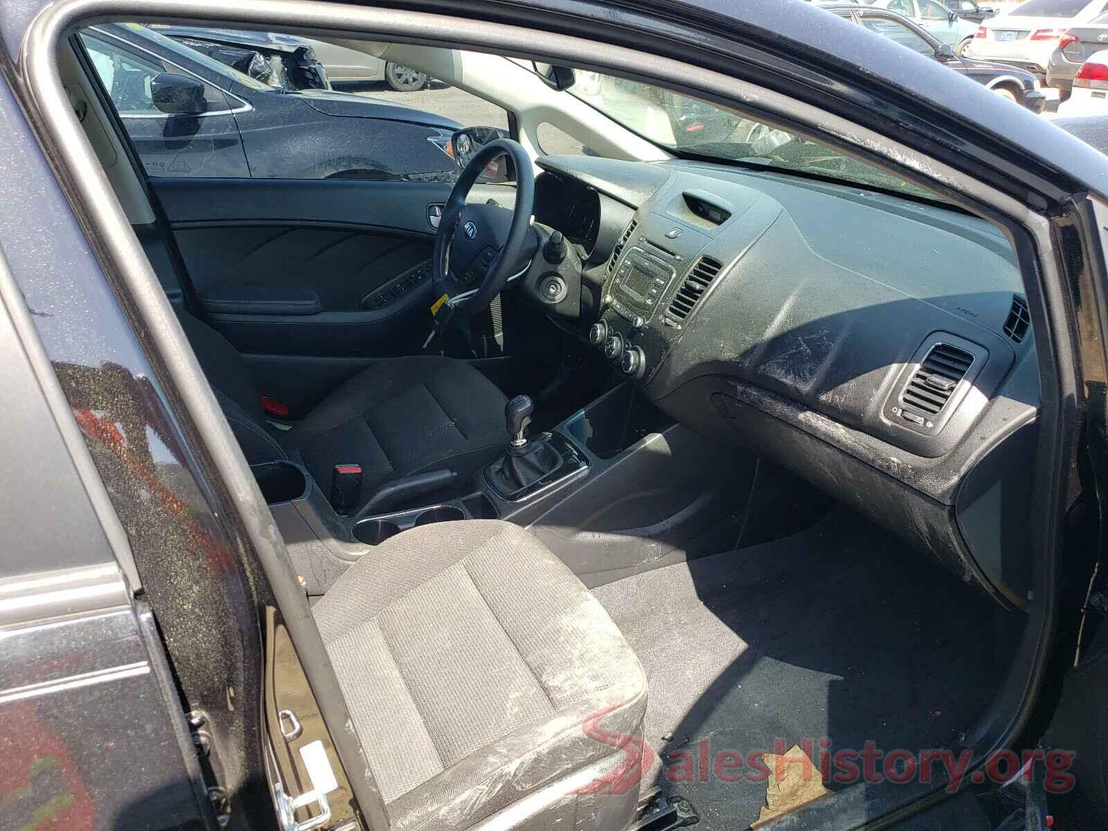 3KPFK4A70JE180905 2018 KIA FORTE