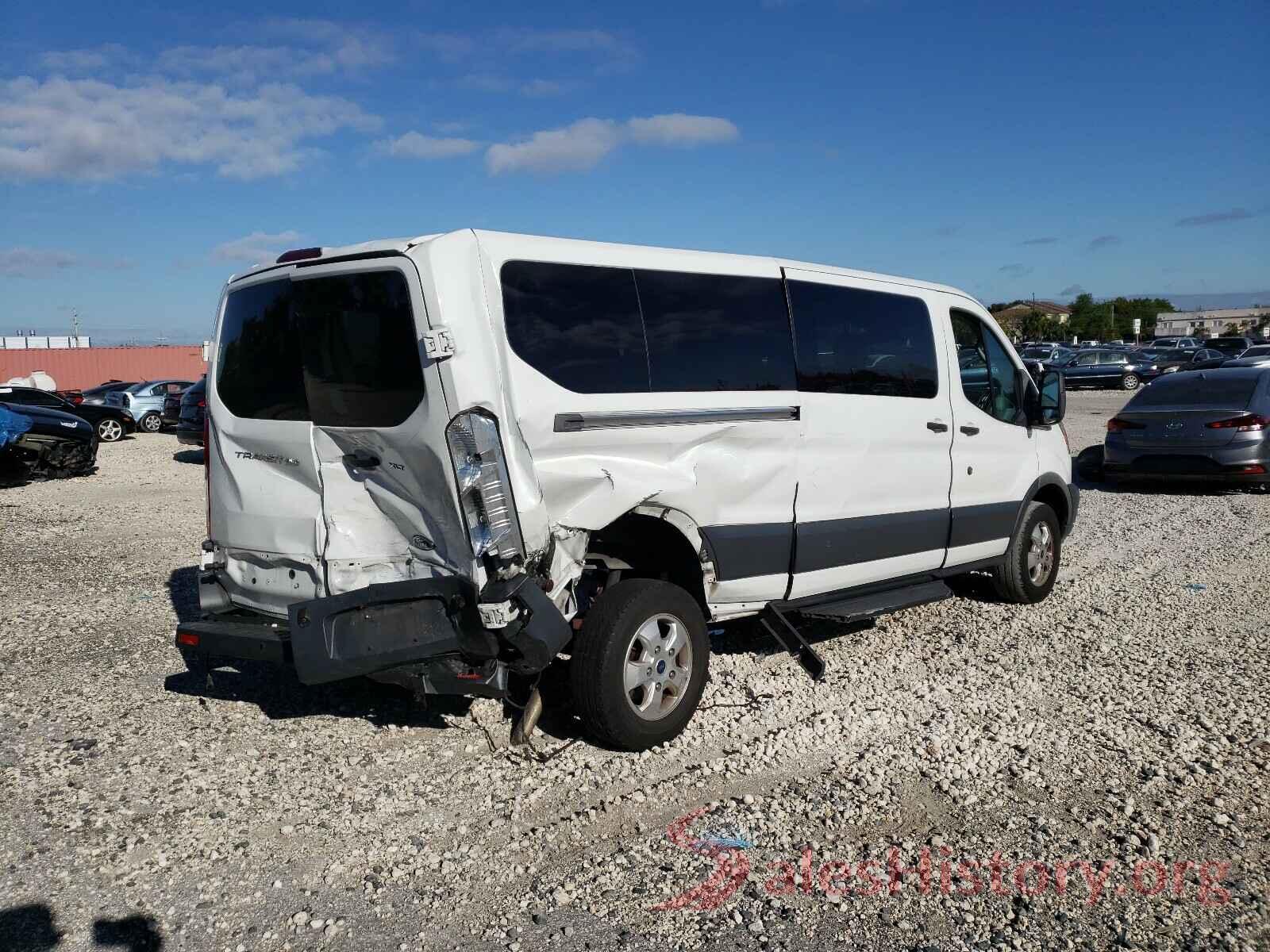 1FBZX2YM0HKA47104 2017 FORD TRANSIT CO