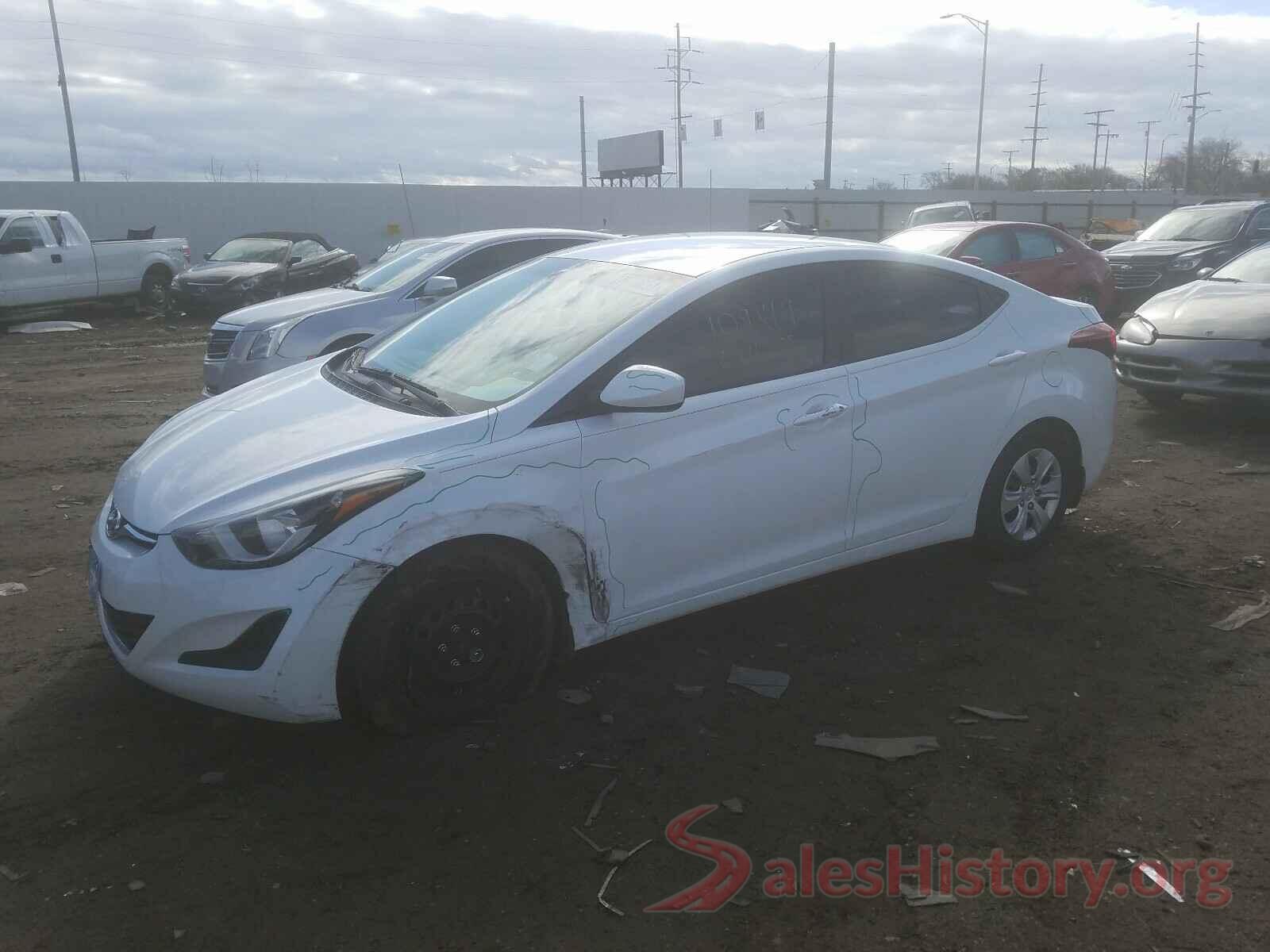 5NPDH4AE6GH757638 2016 HYUNDAI ELANTRA