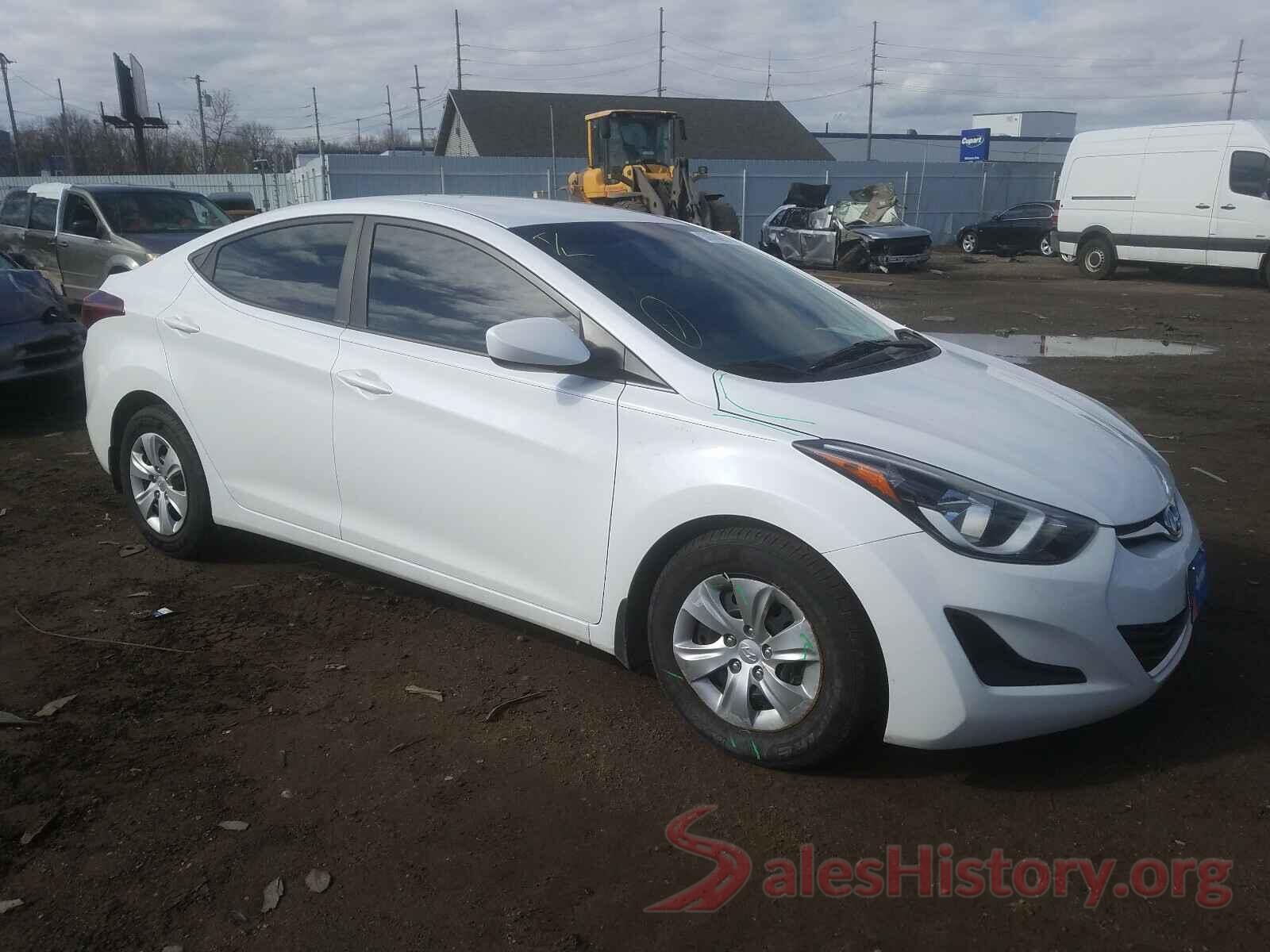 5NPDH4AE6GH757638 2016 HYUNDAI ELANTRA