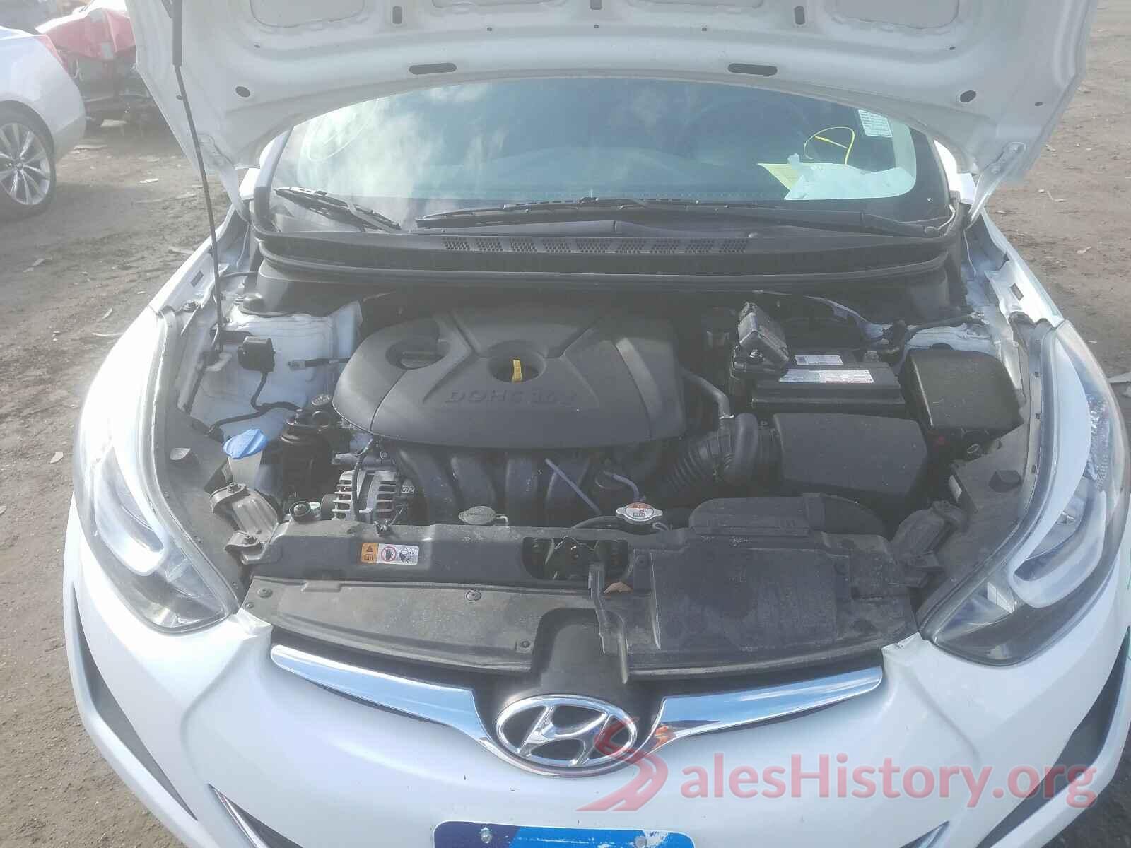 5NPDH4AE6GH757638 2016 HYUNDAI ELANTRA