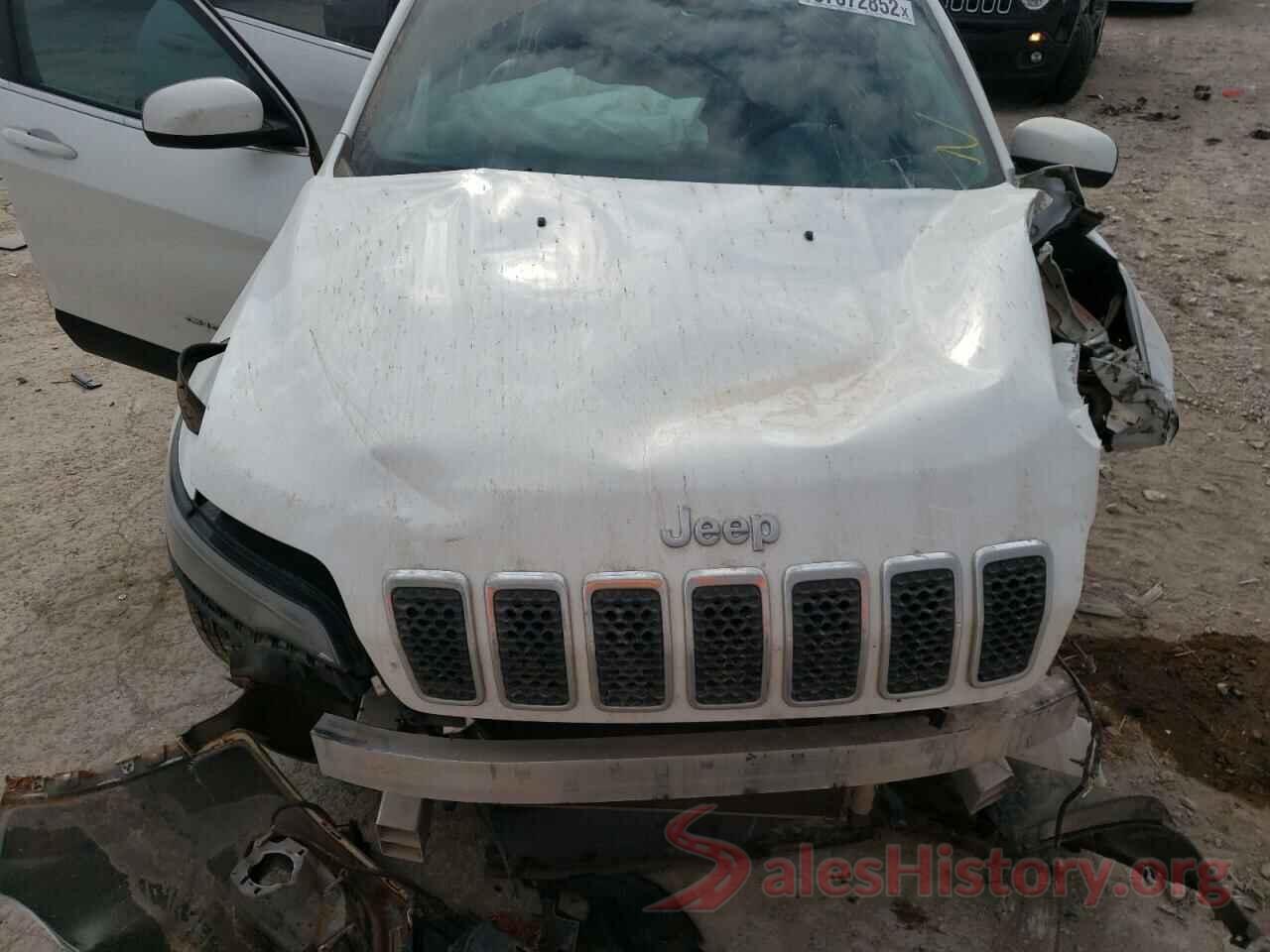 1C4PJLCB8KD215552 2019 JEEP CHEROKEE