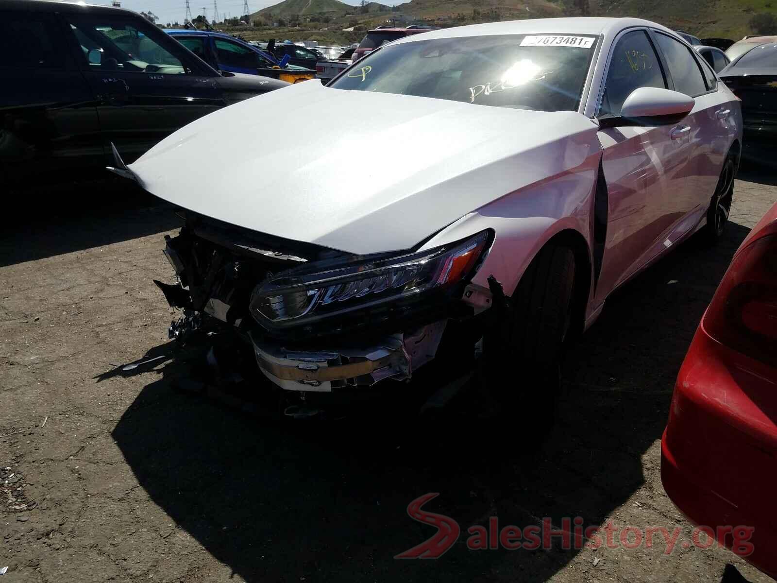 1HGCV1F33KA130116 2019 HONDA ACCORD