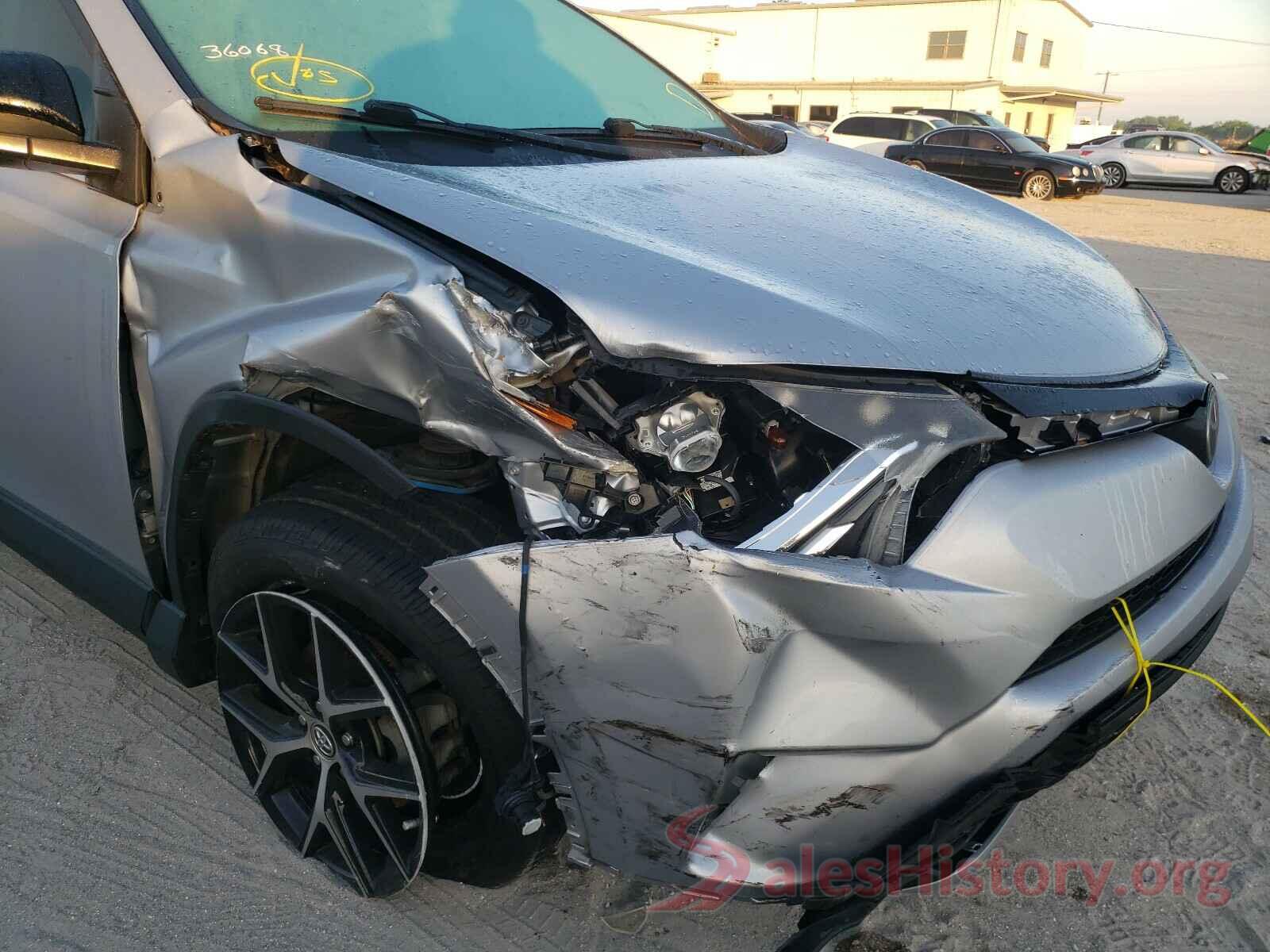 2T3NFREV3HW388328 2017 TOYOTA RAV4