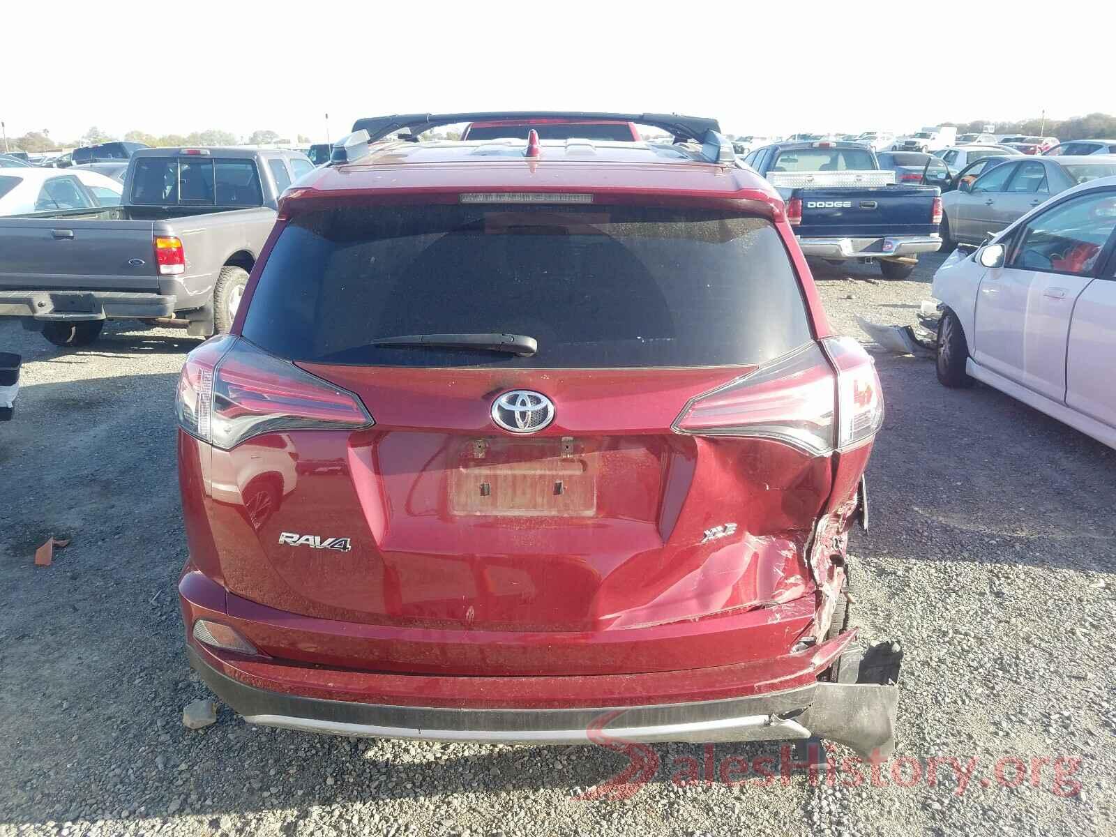 2T3WFREV3JW462826 2018 TOYOTA RAV4