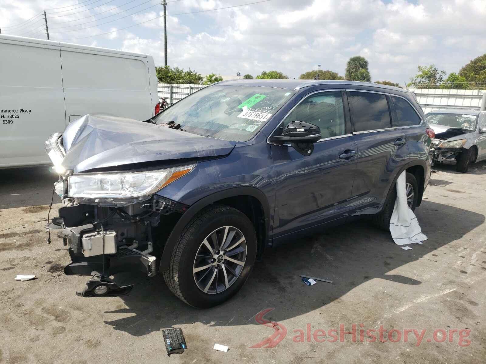 5TDJZRFH5JS866108 2018 TOYOTA HIGHLANDER