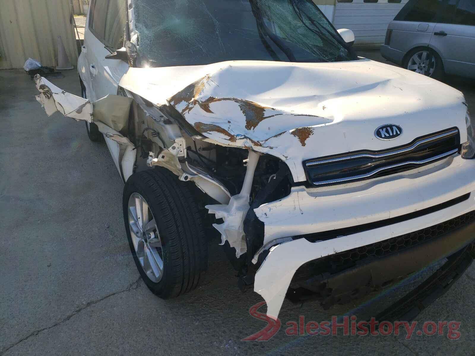 KNDJP3A51J7516825 2018 KIA SOUL