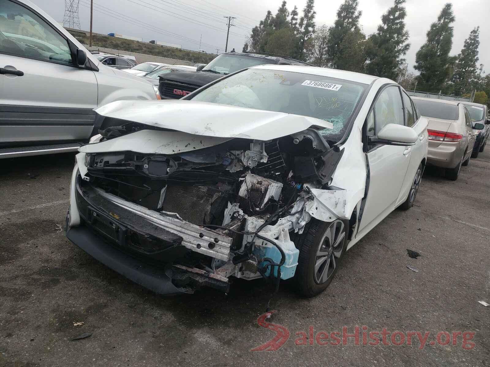 JTDKARFP6J3101140 2018 TOYOTA PRIUS