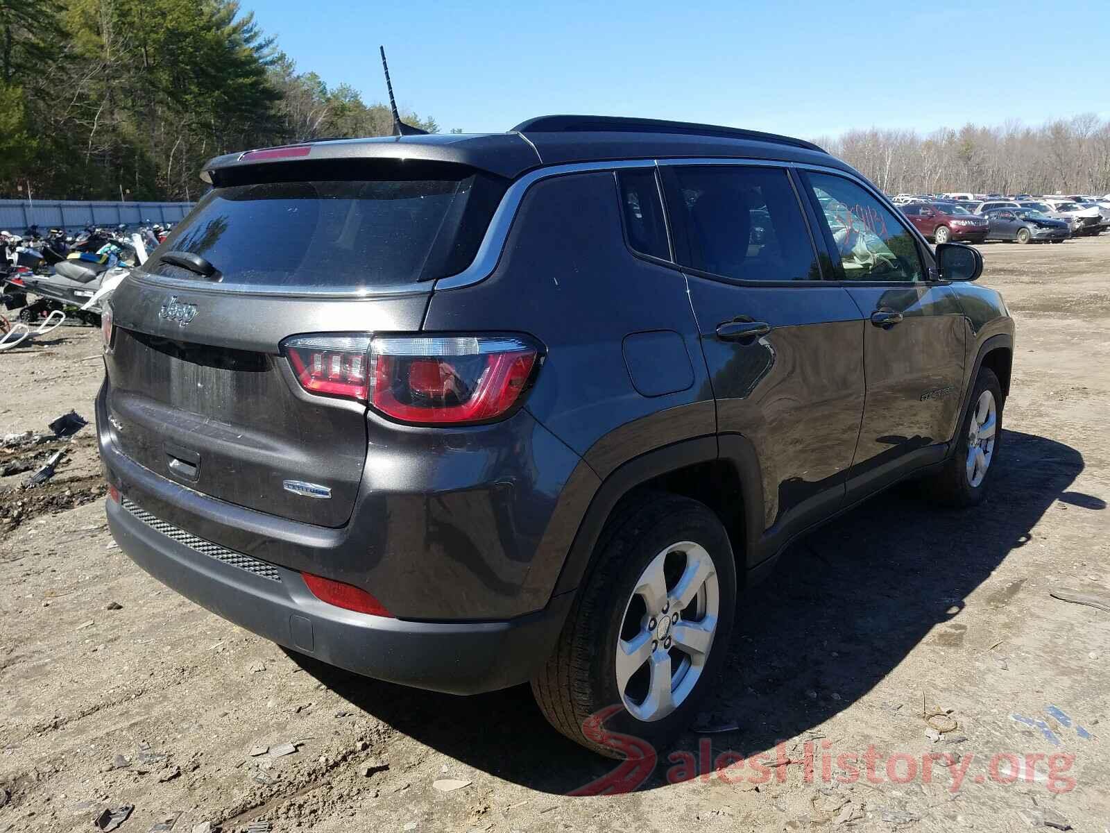 3C4NJDBB7JT325922 2018 JEEP COMPASS