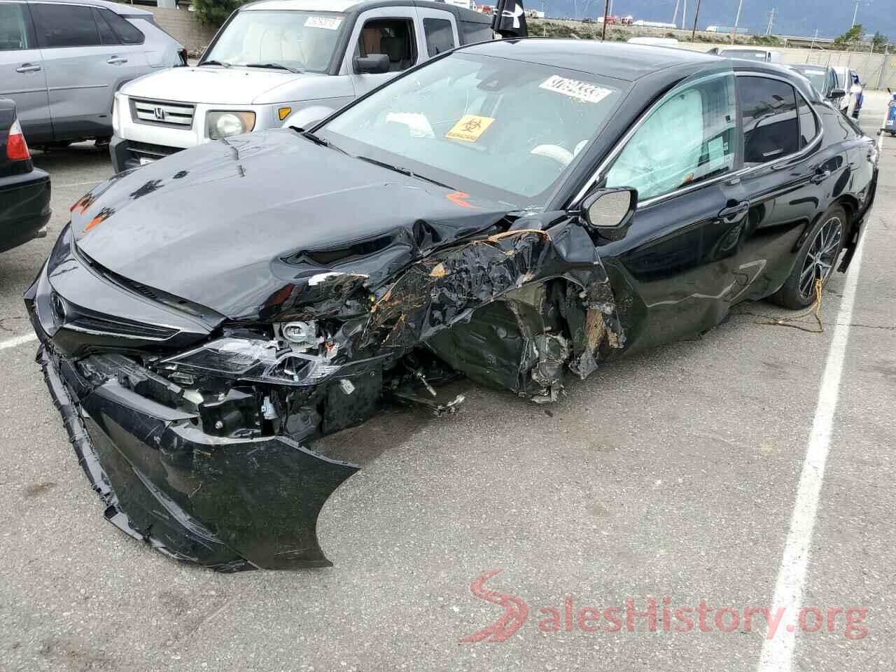 4T1G11AK2NU650803 2022 TOYOTA CAMRY