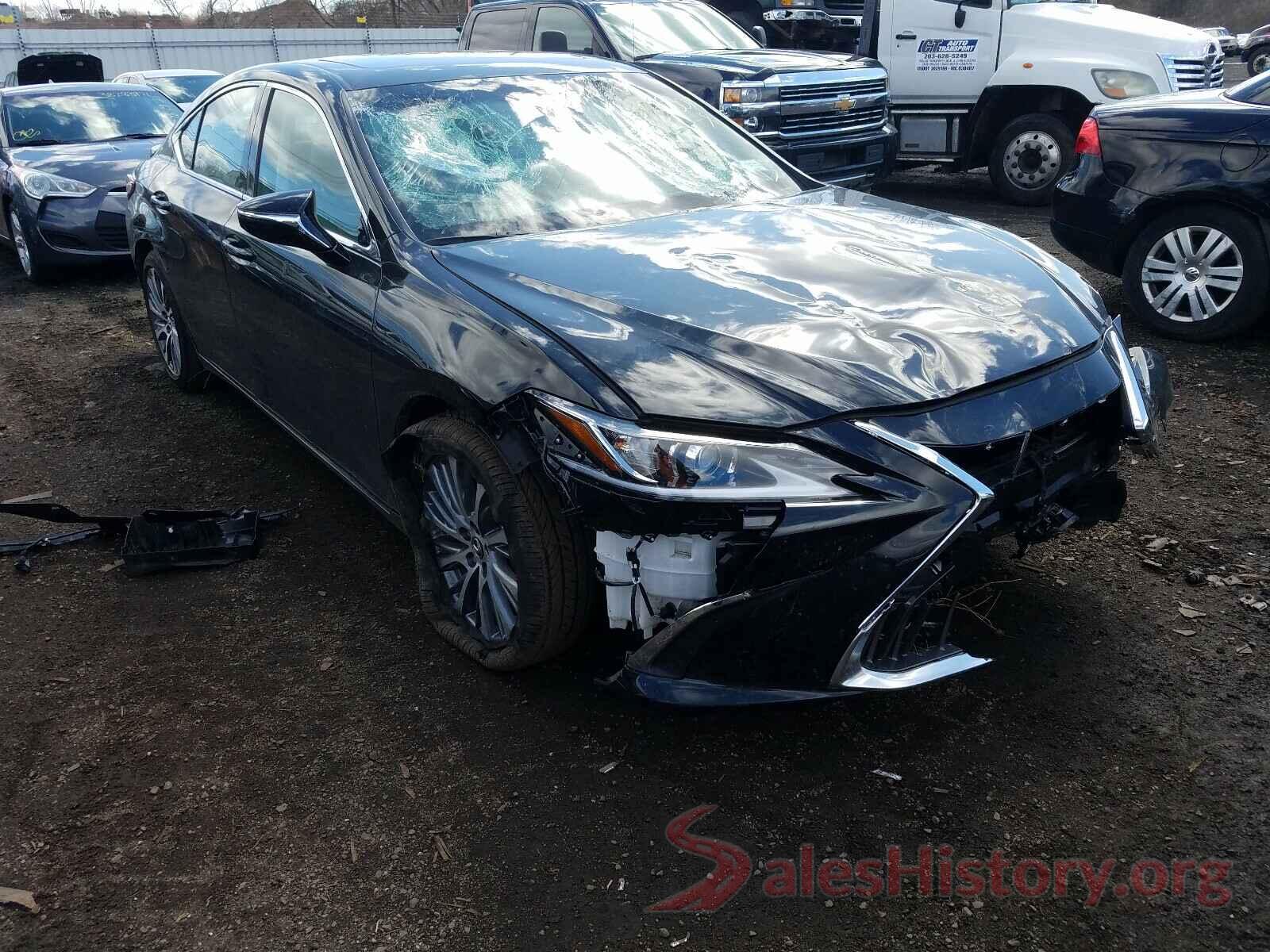 58ADZ1B18MU083523 2021 LEXUS ES350