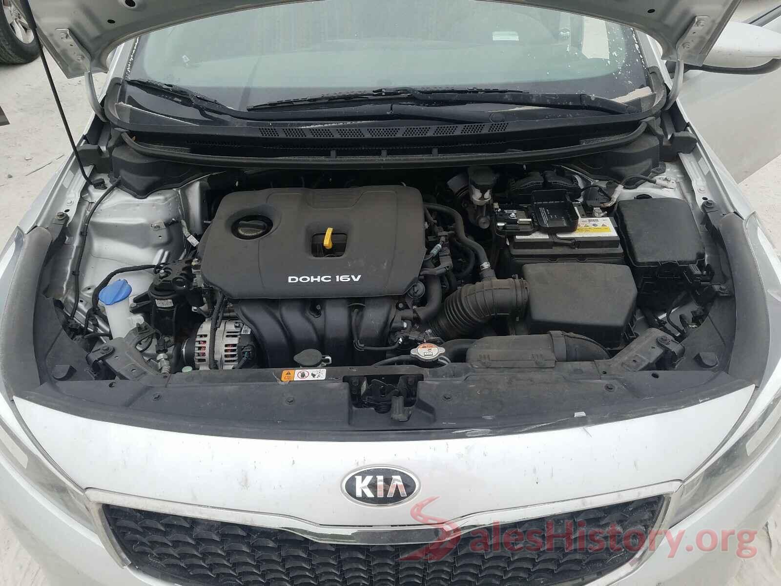 3KPFK4A70JE259121 2018 KIA FORTE