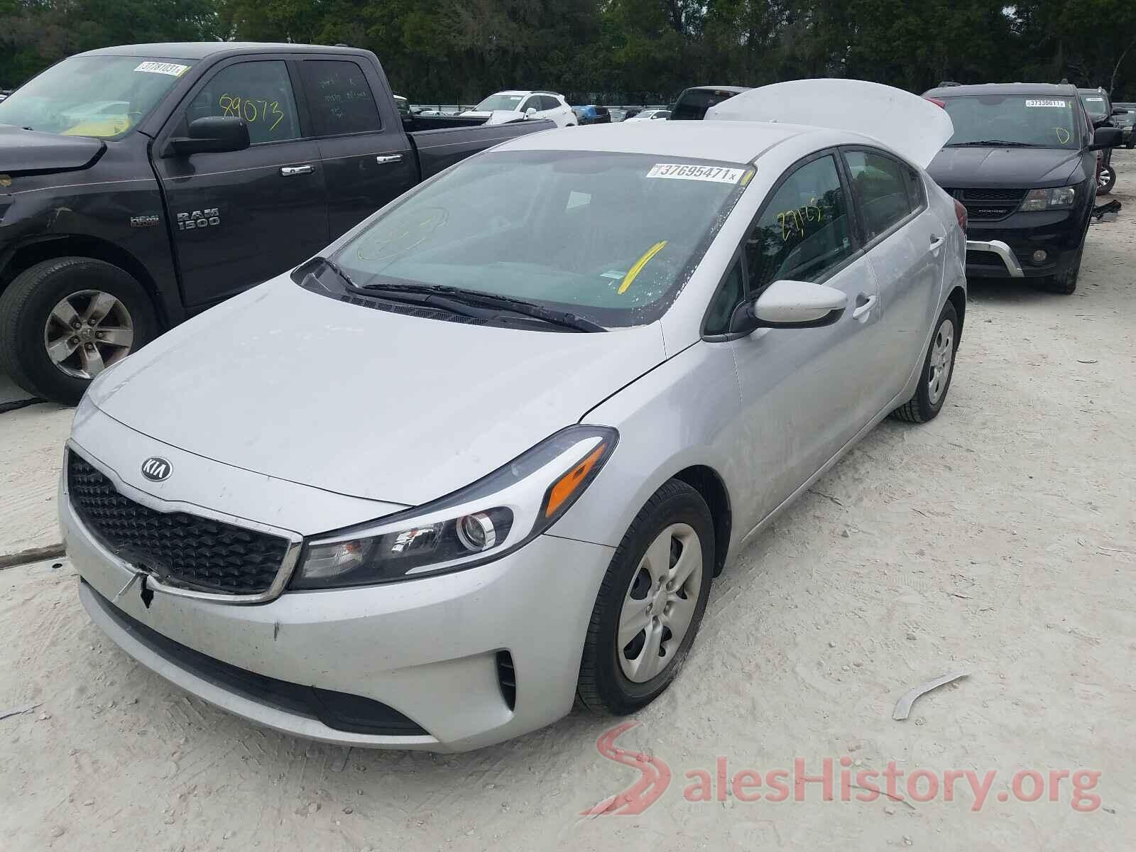 3KPFK4A70JE259121 2018 KIA FORTE