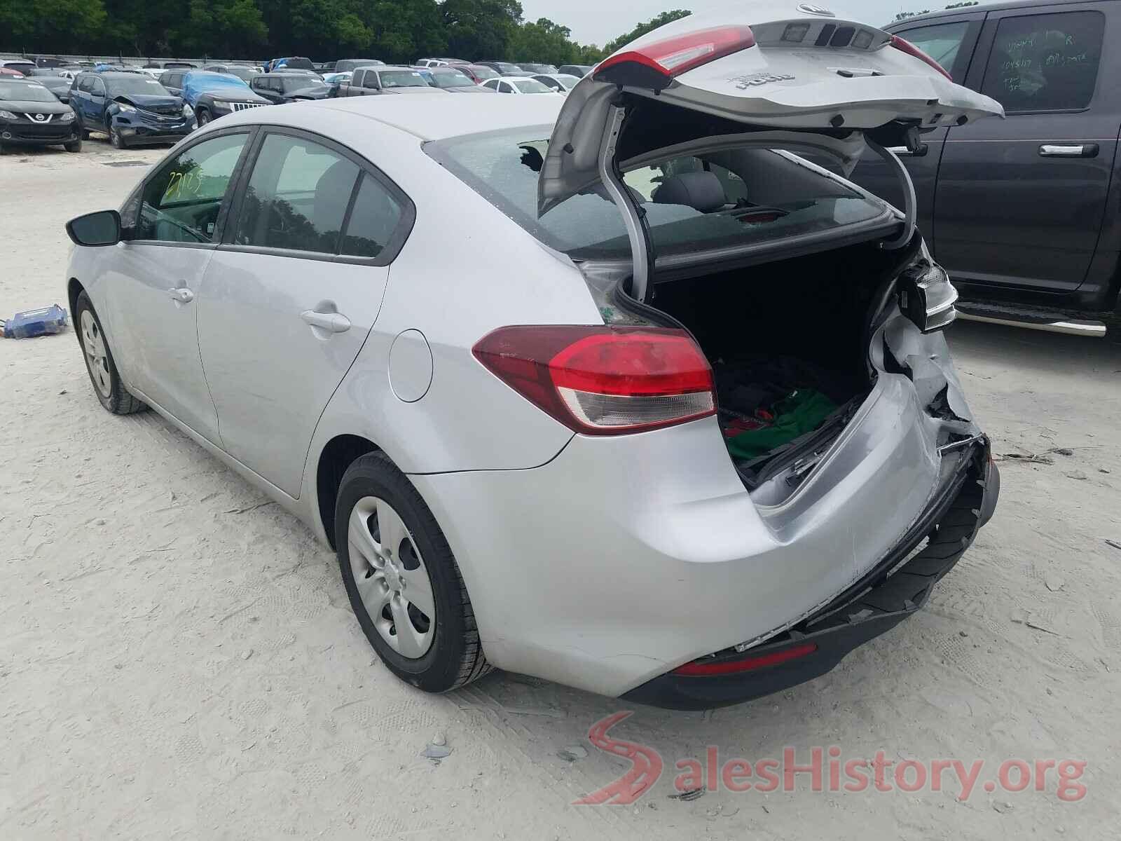 3KPFK4A70JE259121 2018 KIA FORTE