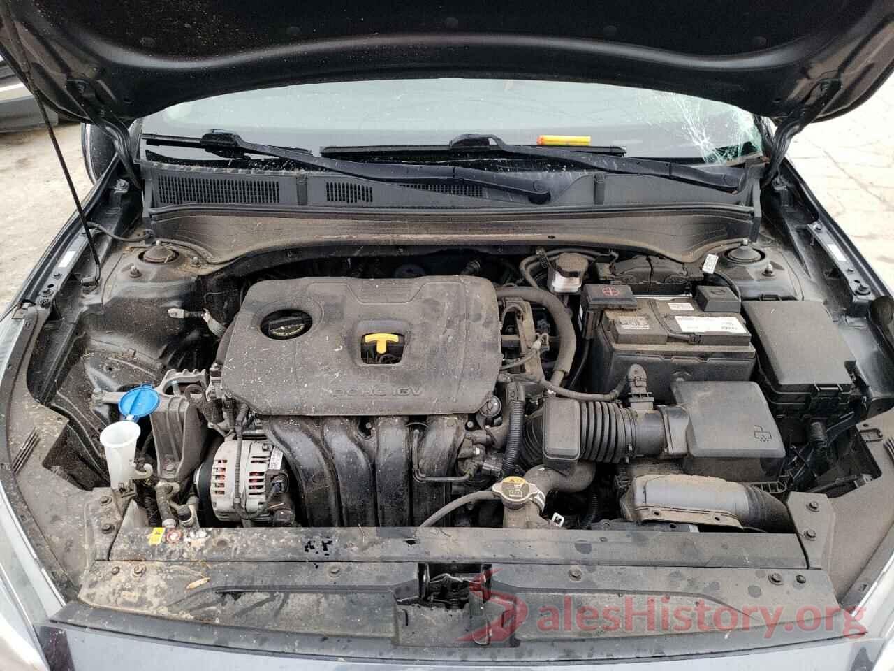 3KPF54AD4KE028401 2019 KIA FORTE