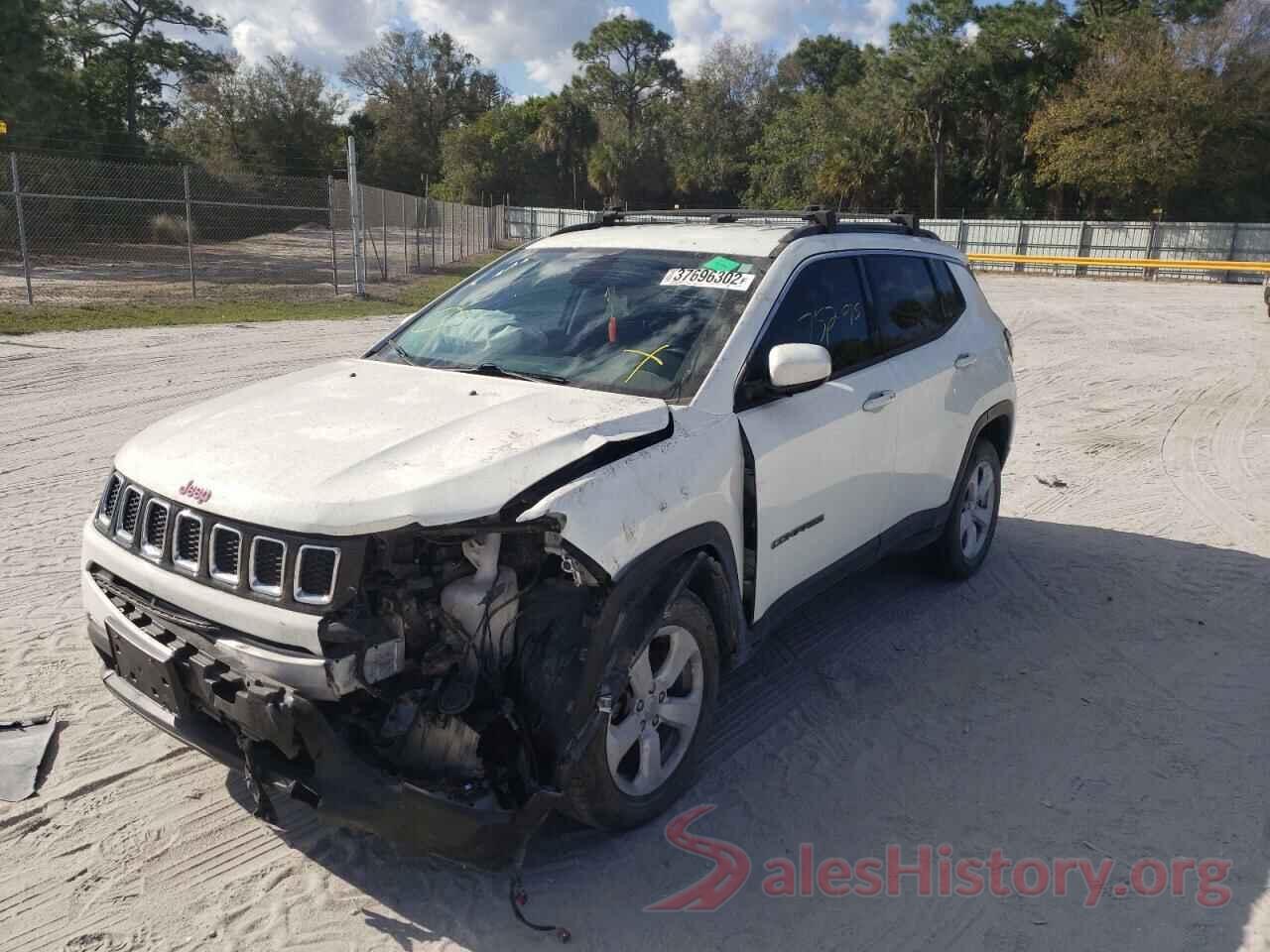 3C4NJDBB4JT177843 2018 JEEP COMPASS