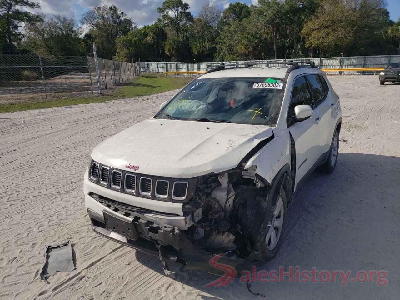 3C4NJDBB4JT177843 2018 JEEP COMPASS