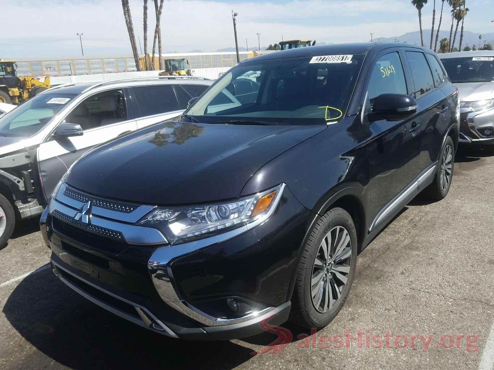 JA4AD3A38KZ035705 2019 MITSUBISHI OUTLANDER