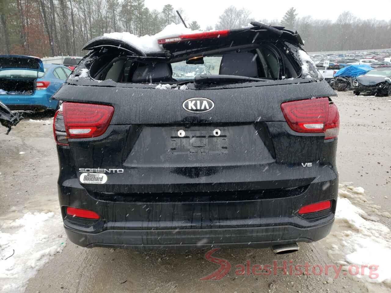 5XYPGDA55KG437310 2019 KIA SORENTO