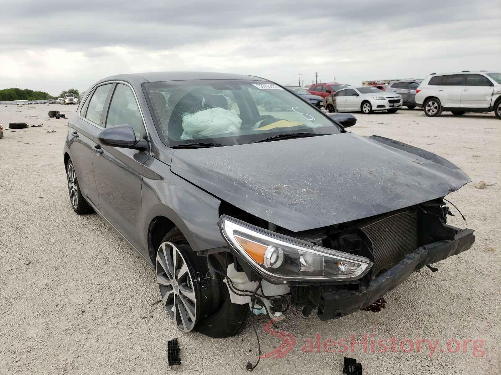 KMHH35LE0JU063877 2018 HYUNDAI ELANTRA