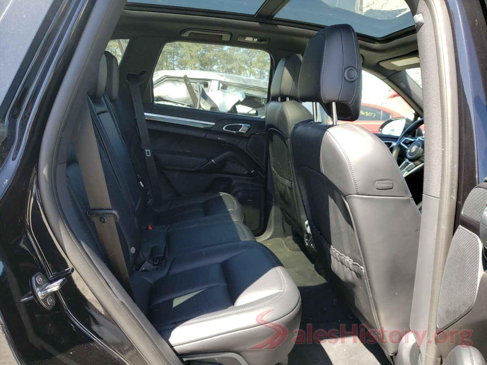 WP1AA2A26JKA05639 2018 PORSCHE CAYENNE