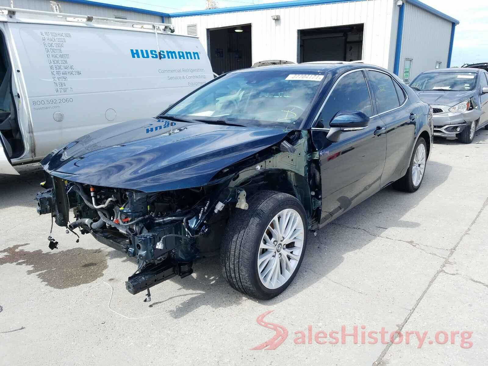 4T1B21HK5JU507335 2018 TOYOTA CAMRY