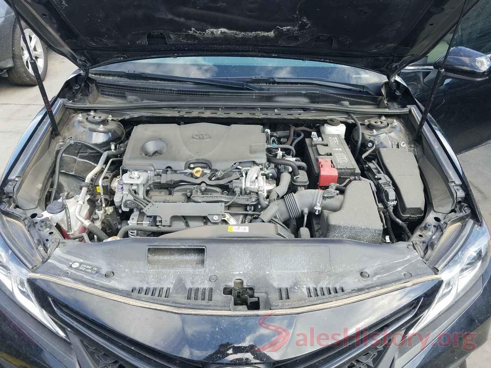 4T1B11HK9JU145657 2018 TOYOTA CAMRY