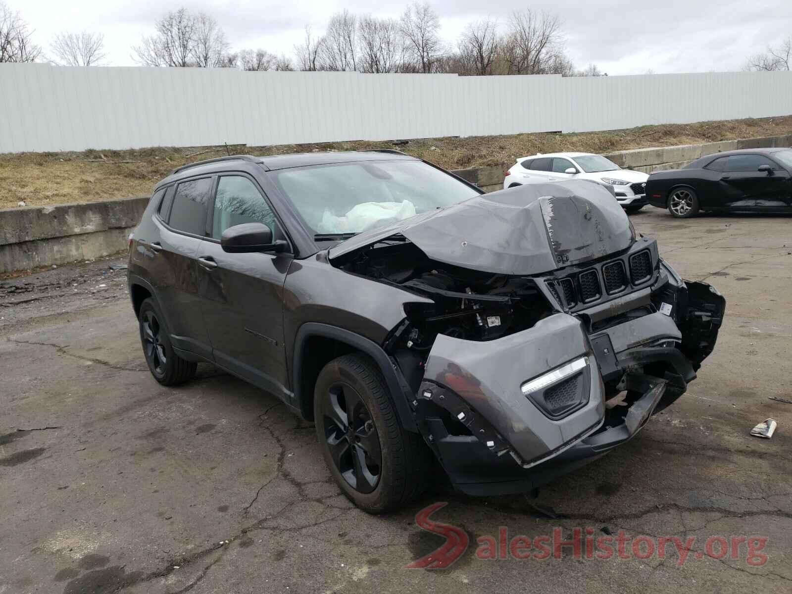 3C4NJDBB3JT397751 2018 JEEP COMPASS