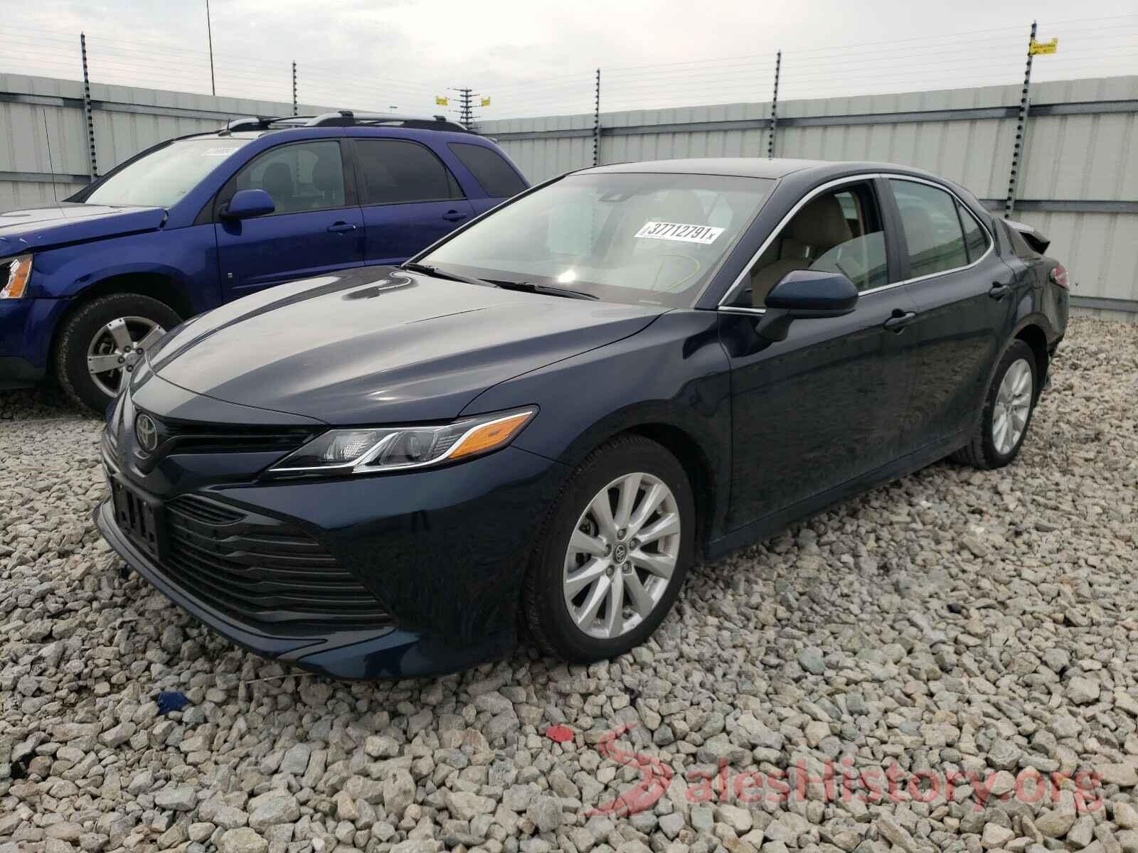 4T1B11HK4JU537753 2018 TOYOTA CAMRY